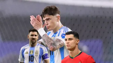 Alejandro Garnacho claps with the Argentina jersey while Lionel Messi looks confused and Cristiano Ronaldo looks disappointed. (Source: Getty Images)