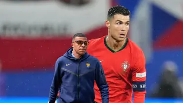 Cristiano Ronaldo plays football with the Portugal jersey on as Kylian Mbappé wears the France sweater with sunglasses. (Source: GOATTWORLD X, KM 10 Zone X)