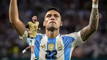 Lautaro Martinez celebrates his goal with the Argentina jersey on as Lionel Messi runs and looks up. (Source: All About Argentina X)