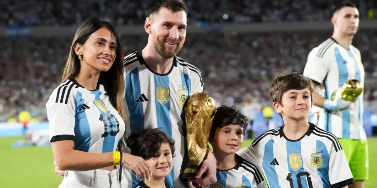 Leo celebrated with his wife and children.